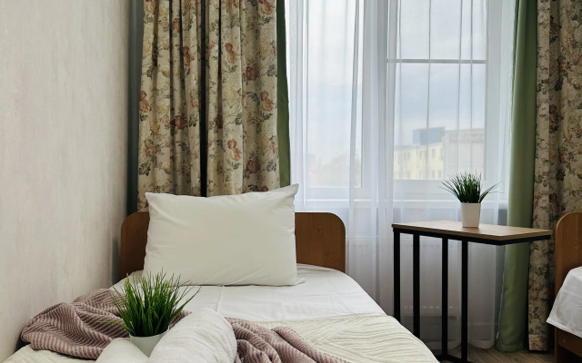Yevro-Trekhkomnatnye Apartments