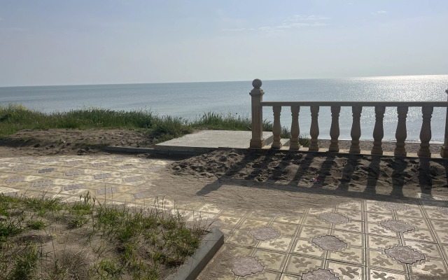 Частный дом Черные Камни