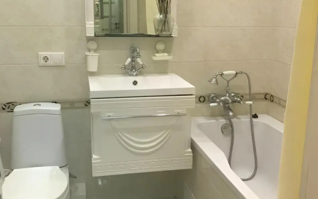 Stilnaya Ryadom s Metro Gorki Flat