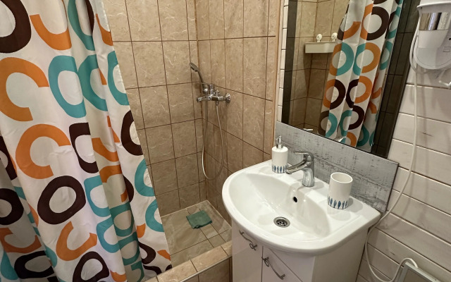 Ray V Shalashe Guest house