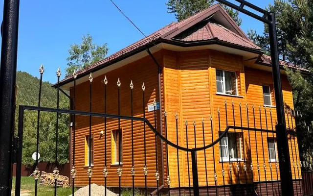 Guest house Gostevoj dom FOREST TRAIL