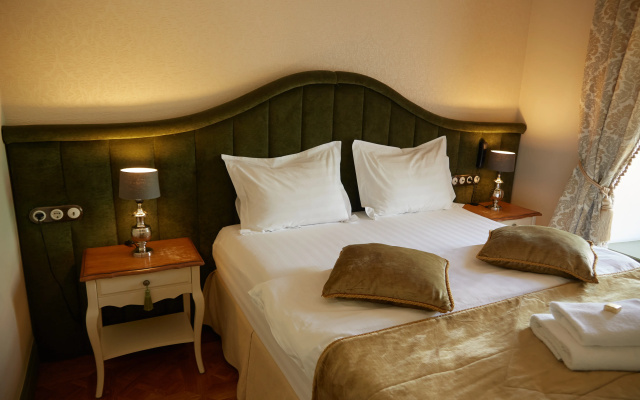 Butik Otel' 1881