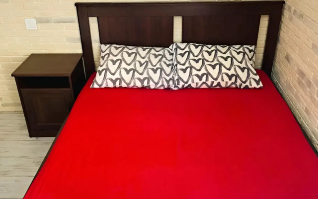 Апартаменты на Счастливом переулке