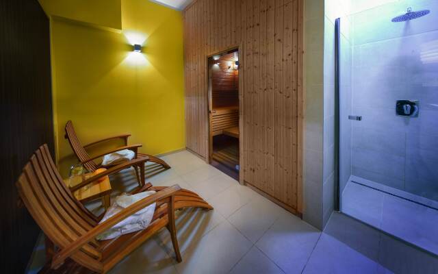 Academic Hotel