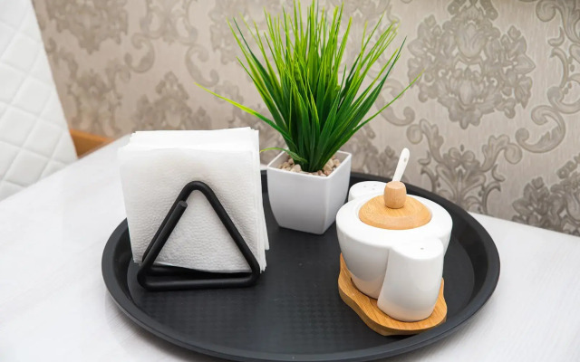 Krasavitsa V Tsentre U Zhd Vokzala Flat