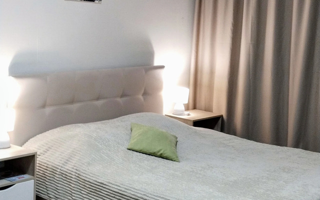 Апартаменты Квартира на Донская 3