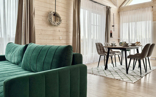 Частный дом Частный уютный дом от Sheluha House