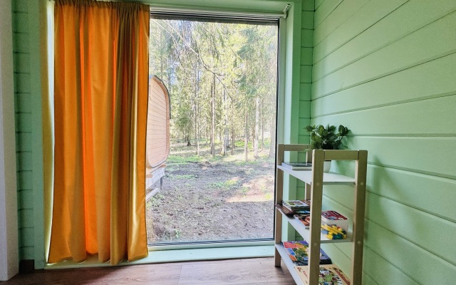 Panoramny Dom V Lesu Na Zhivopisnoy Ulitse Chalet