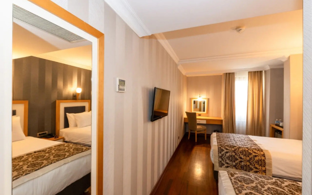 Crestium Hotel Prime Square