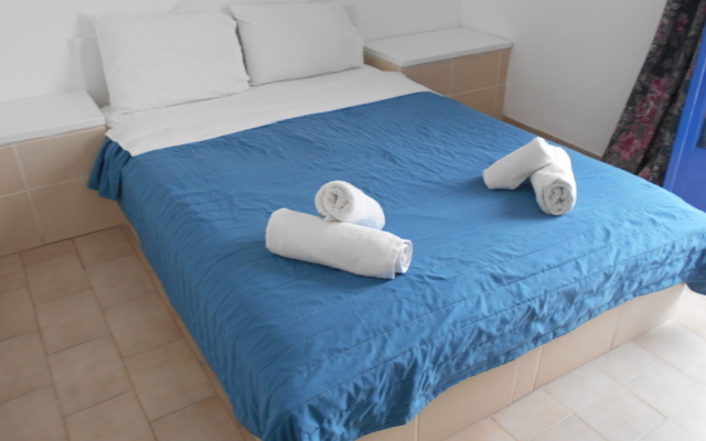 The Three Anchors Rooms Hotel