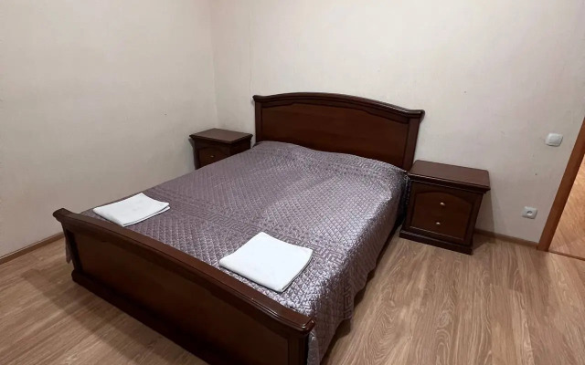 Abaia 61 Zamechatelnaya 4kh Komnatnaya Flat