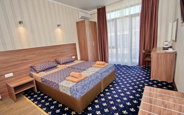 Solnechny Guest House