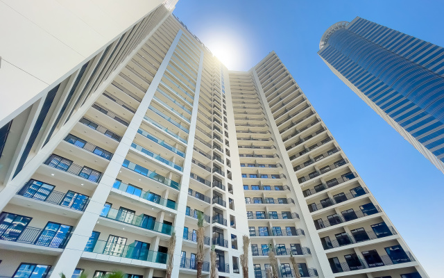 Zada Tower 1br with Excellent Dubai Canal View Apartments