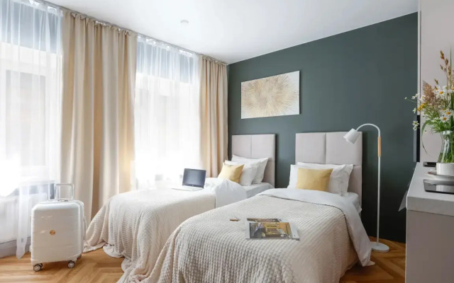 Апартаменты 5 на площади Восстания (Сов5)