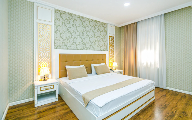 Maris Baku Hotel