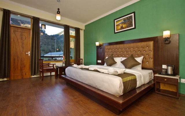 Mountain Abode Hotel