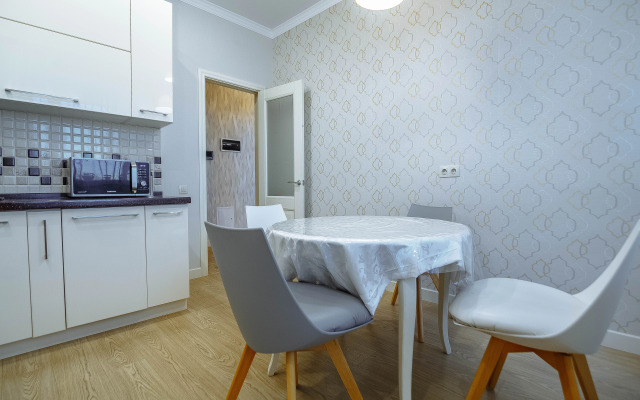 Polnotsennyie 2 Komnatnyie vozle Trts Han Shatyir Apartments