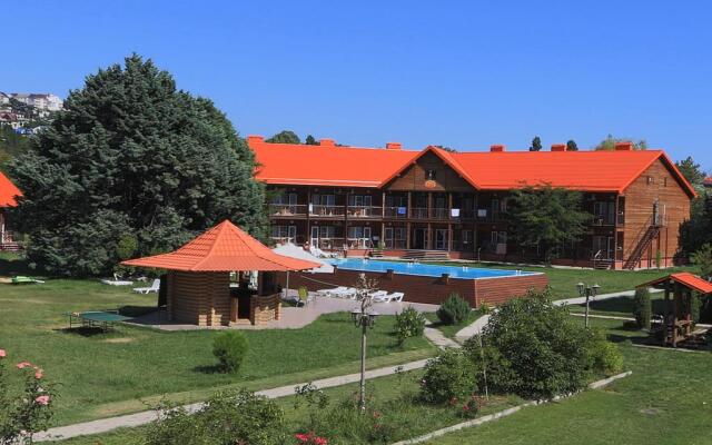 Ozero Divnoe Park-hotel