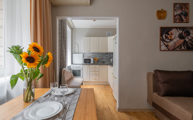 Апартаменты Кварт-Отель, Гашека, 11