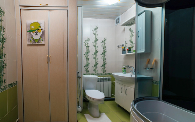 Апартаменты Семейные с Балконом и Красивым Видом в Тырнаузе от Квартирукинг