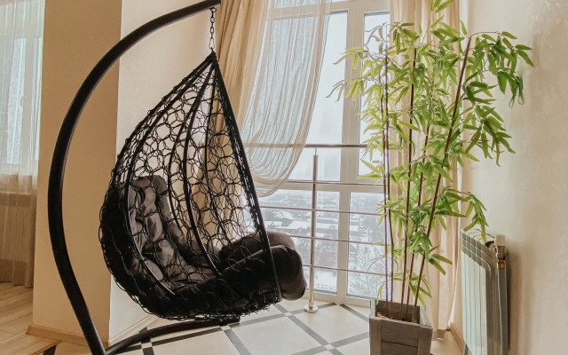 Апартаменты в центре с видом на город 89