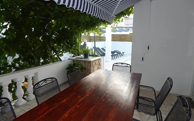 Гостевой Дом Holiday House Domino