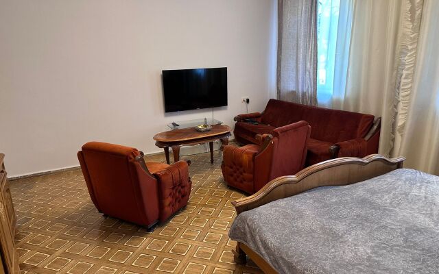 Aram Guest house