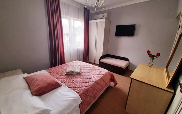Semeyny Guest House