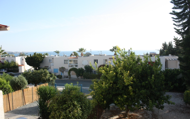 Green Oasis Beach Apartments