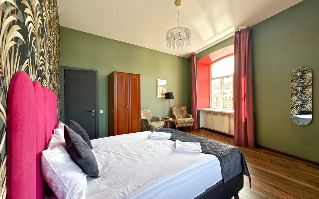 Меблированные комнаты Laika на Грибоедова