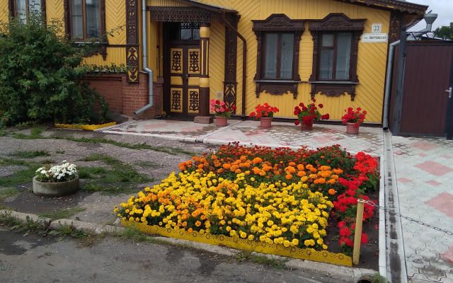 Частный дом Апартаменты у Монастыря