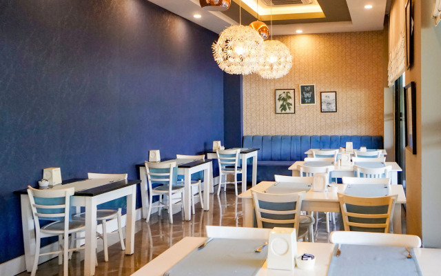 Отель Istanbul Beach