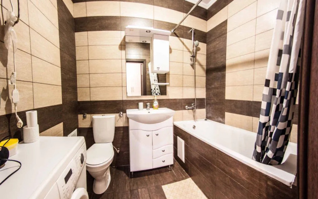 Апартаменты Хом-Сити на Фабричной 9