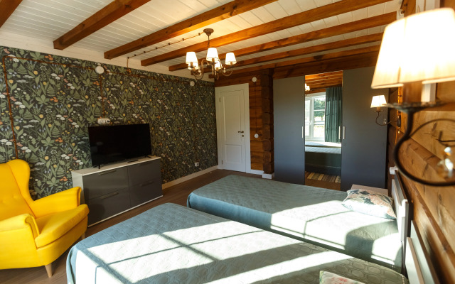 Частный дом Дом Пасечника