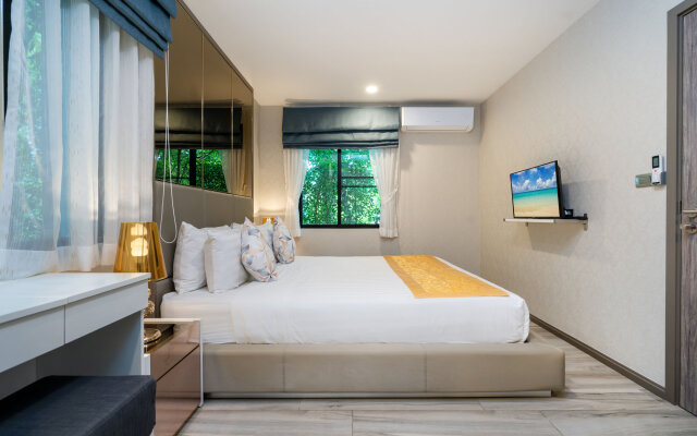 46m2 Luxury Poolside 1 Bedroom Free Netflix Apartments	