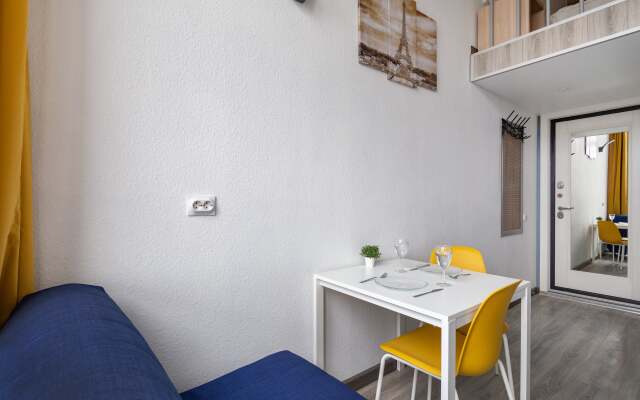 Apartment on Seligerskaya