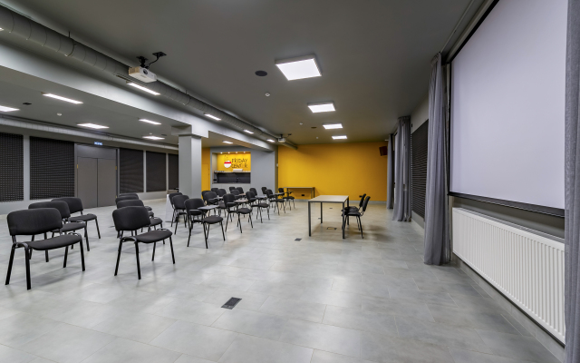 Friday Center Hostel