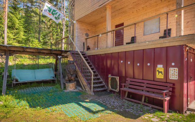 Bereg U Lesa Guest House