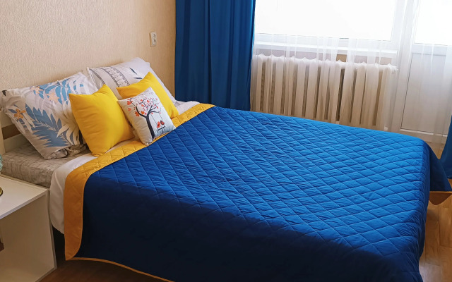 Апартаменты Центр, красивый вид на озеро, 9 этаж, лифт