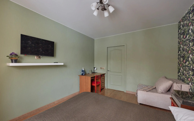 Malysheva Bazhova 3 Komnaty UGMK Lodging house