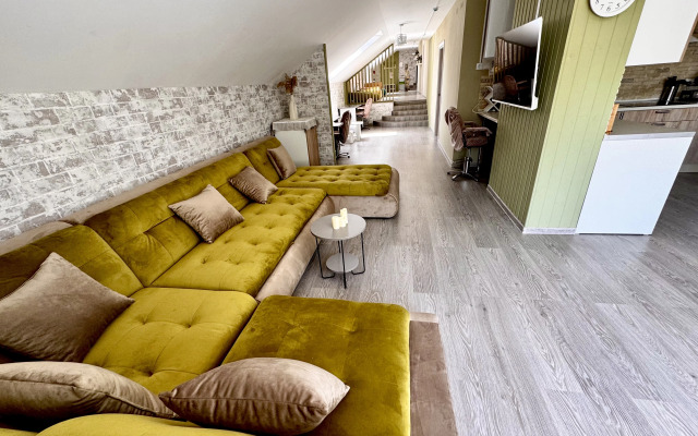 S Vidom na More, Rayskoe Mesto dlya Bolshoy Kompanii Apartments