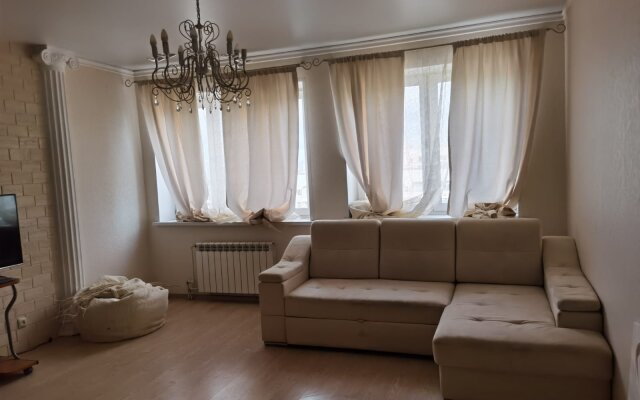 Zns Apart Na Ulitse Metallurgov 106 Apartments