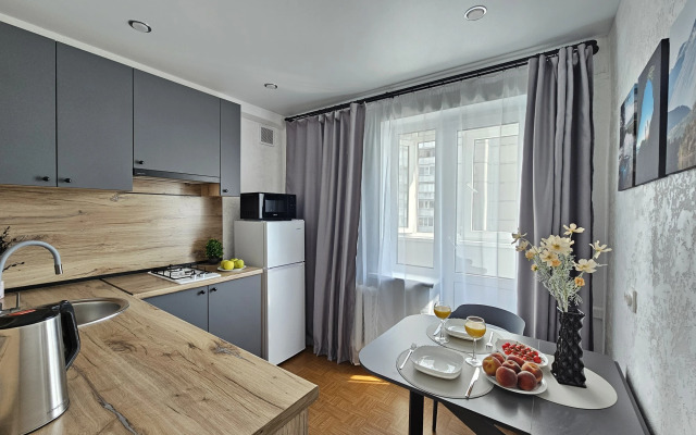 Na Naberezhnoy Flat