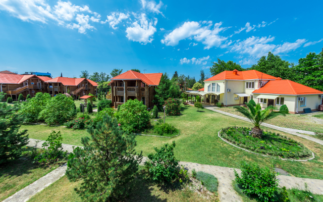 Ozero Divnoe Park-hotel