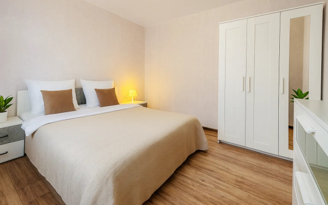 Апартаменты на Андреева 7 ЖК Суворовский