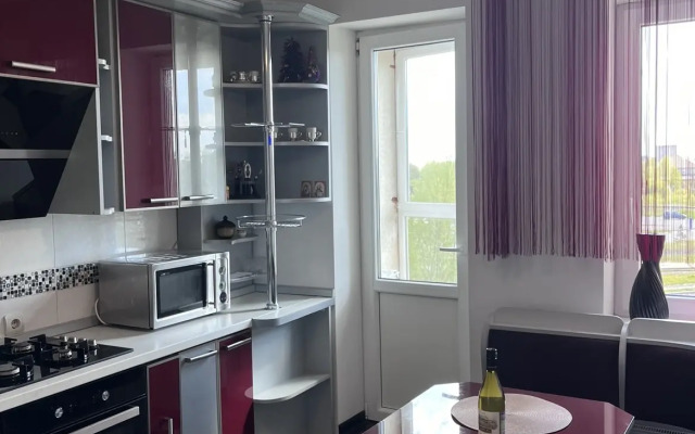 Dvukhkomnatny Relaks Apartments