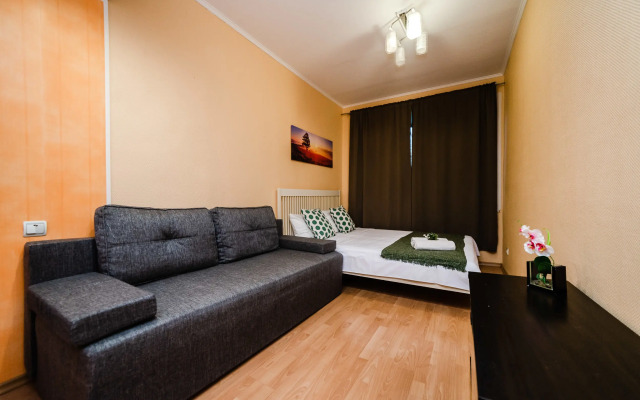 Апартаменты Верхняя 3к2 (2ком)