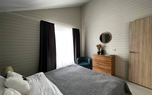 Point 400 Kedrovyj Guest House