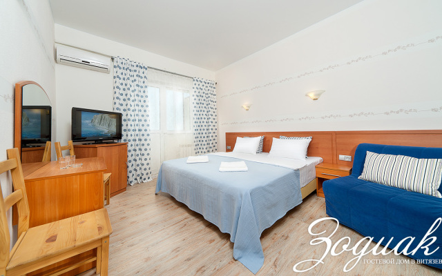 Zodiak Hotel