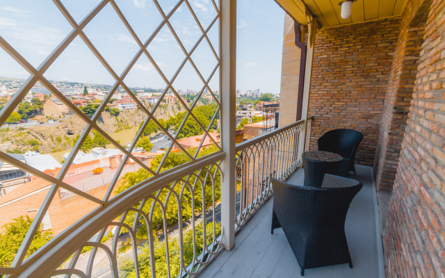 Citadel Narikala Hotel